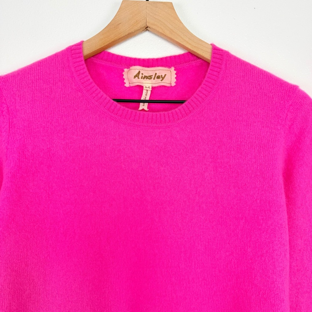Ainsley 100% Cashmere Crew Neck Sweater‎ Women M Bright Pink Soft Cozy Luxury - Picture 3 of 16